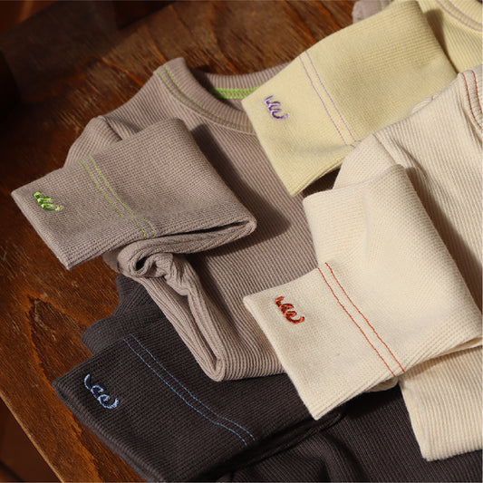 リブステッチロンパース