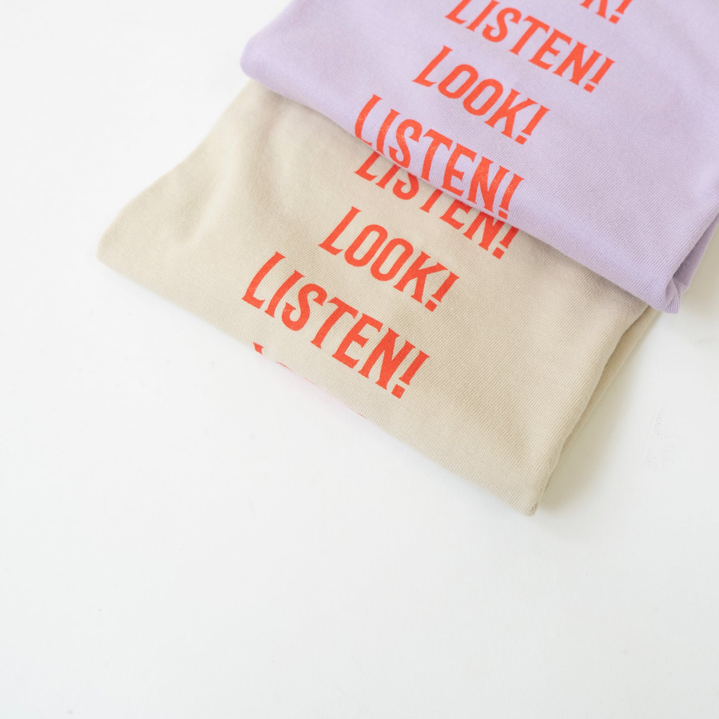 LOOK!LISTEN!T-shirt(見て!聞いて!Tシャツ)