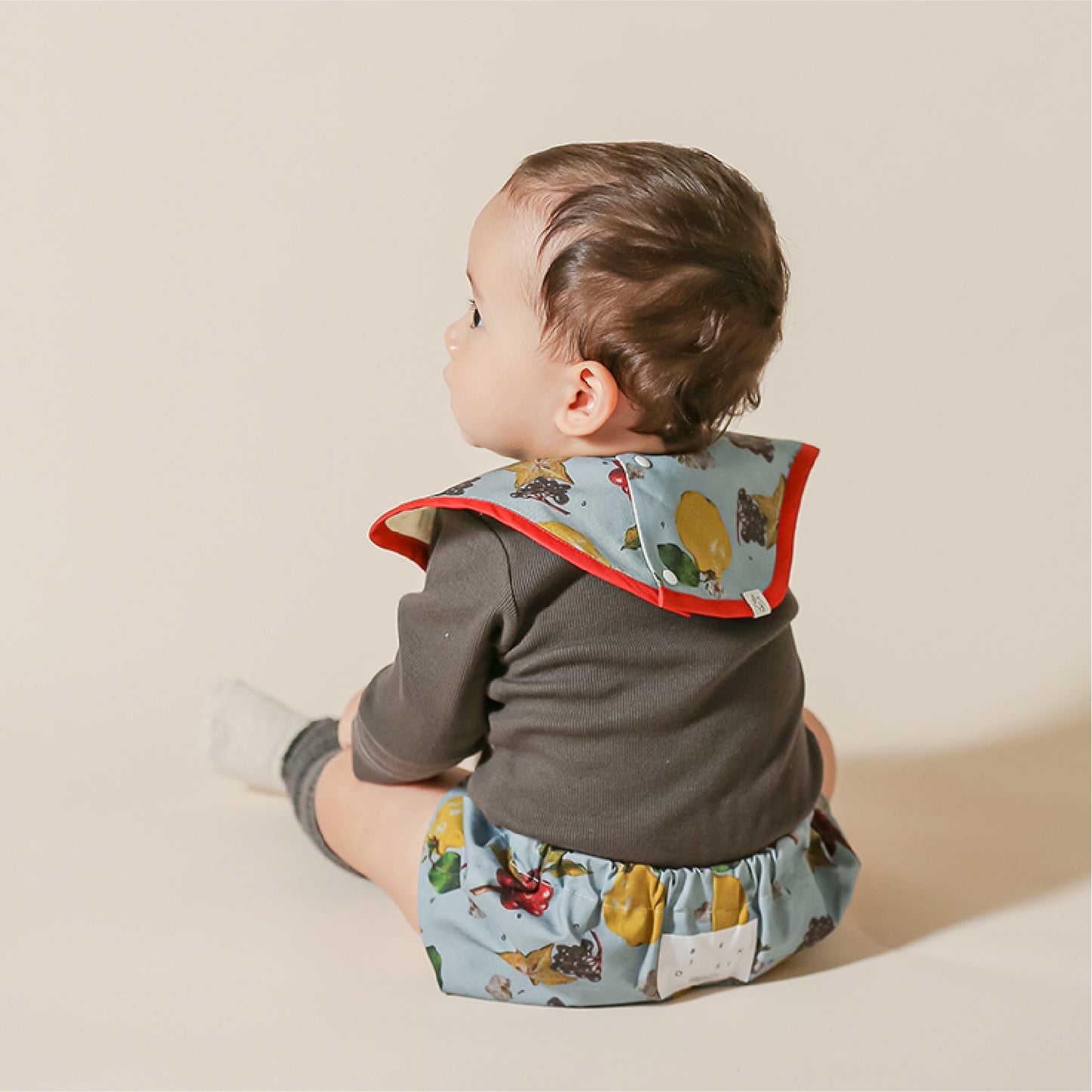 なぞなぞフルーツベビーブルマ